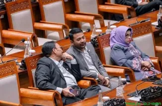 Anggota DPR RI Zigo Rolanda mengikuti Rapat Paripurna di Gedung Nusantara II untuk membahas RUU Perlindungan Pekerja Rumah Tangga dan Perlindungan Saksi dan Korban. (Foto: Ist)