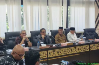 DPRD Sumbar Siap Bentuk Pansus Buruh, Evi Yandri: Aspirasi Pekerja Akan Ditindaklanjuti