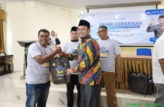 Anggota Komisi IV DPR RI, Rahmat Saleh,  di kegiatan Safari Gemarikan bersama KKP RI di Kelurahan Ujung Gurun, Padang Barat, Padang, Sabtu (30/5/2026).  (Foto: Ist)
