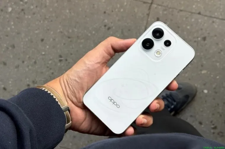 Ilustras OPPO Reno16 Pro 5G.