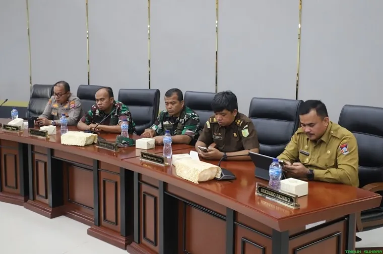 Rapat Paripurna membahas pertanggungjawaban APBD 2025 dan perubahan APBD 2026 serta rancangan peraturan daerah baru. (Foto: Ist)