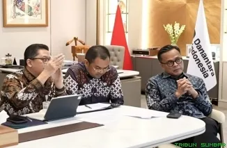 Kepala BP BUMN sekaligus COO Danantara Indonesia, Dony Oskaria, memimpin rapat koordinasi strategis bersama jajaran pimpinan BP BUMN di Jakarta. (Foto: Ist)