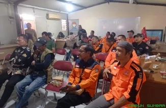 Staf Ahli Wali Kota Padang Bidang Pembangunan, Ekonomi, dan Keuangan, Syahrial Kamat, membuka Workshop Digital Selling Mastery di Balai Kota Padang, Kamis (11/6/2026). (Foto: Ist)