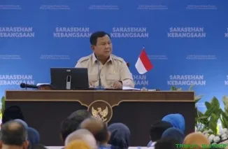 Presiden Prabowo Subianto berdiskusi bersama Kepala Badan Pengelola BUMN sekaligus COO Danantara, Dony Oskaria, dalam Sarasehan Nasional, Sabtu (27/6/2026). (Foto: Ist)