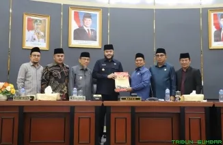 Rapat Paripurna DPRD, Sabtu (15/6/2026). (Foto: Ist)