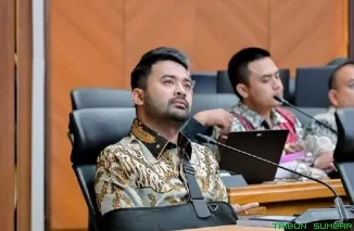 Anggota Komisi V DPR RI sekaligus anggota Badan Anggaran DPR RI, Zigo Rolanda, mengikuti rapat kerja Badan Anggaran DPR RI bersama Menteri Keuangan, Menteri PPN/Kepala Bappenas, dan Gubernur Bank Indonesia di Jakarta, Selasa (9/6/2026). (Foto: Ist)