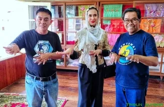 Ketua TP2DEWI, M. Zuhrizul, menyampaikan pandangannya terkait pengembangan sektor pariwisata Sumatera Barat. (Foto: Ist)