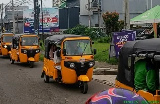 Sejumlah unit bajai kini kembali beroperasi melayani penumpang di kawasan Padang Luar, Kabupaten Agam. (Foto: redaksi)