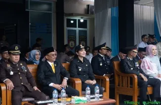 Bupati Dhamasraya Hadiri Upacara HUT Bhayangkara ke-80 di Mapolres Dhamasraya