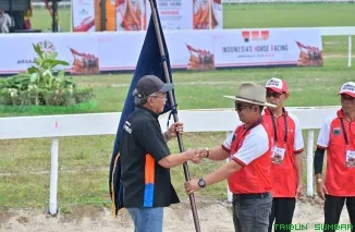 Suasana meriah Indonesia Horse Racing Merdeka CUP 2026 di Kota Payakumbuh, Minggu (22/8/2026). (Foto: Ist)