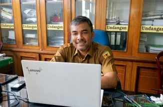 Kepala Bidang Olahraga Disparpora Tanah Datar Radianus sampaikan kekurangan reward atlet Porprov XVI. (Foto: Ist)