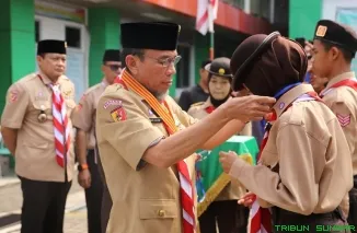 Wakil Wali Kota Padang Maigus Nasir buka resmi CSC Lustrum XII SMK SMTI Padang peringati HUT ke-60. (Foto: Ist)