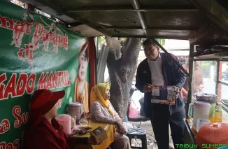 Turun ke Pasar, KI DKI Jakarta Pastikan Pedagang Pasar Teredukasi Hak Akses Informasi Publik