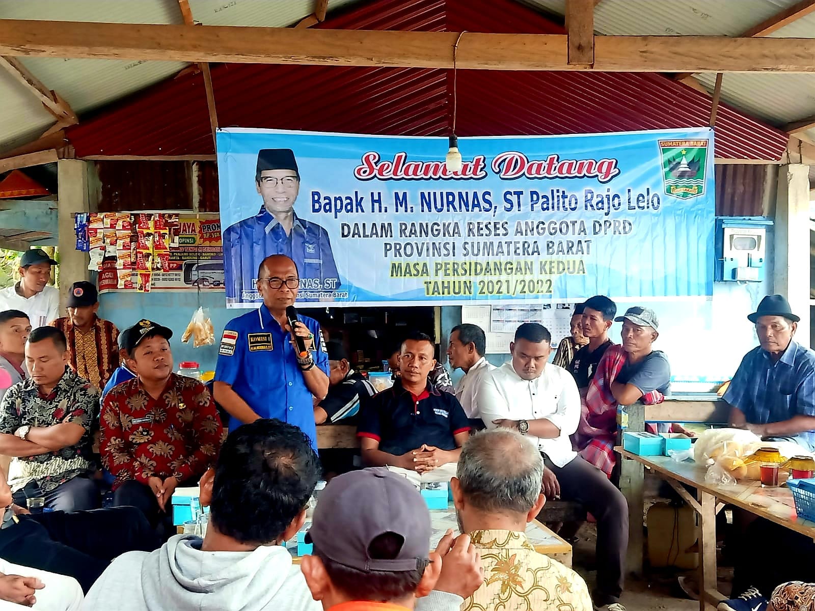 HM Nurnas bertemu kelompok nelayan di masa reses dua DPRD Sumbar. (dok/ck) 