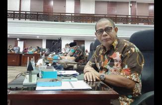 Masyarakat Padang harapkan Afrizal maju DPR RI pada Pemilu 2024.(dok/fb) Afrizal reses di Kuranji Kota Padang, Jumat 18 Februari 2022. (dok/ck) 