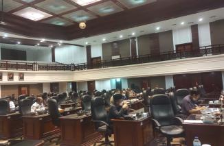 Ranperda KIP. dalam Pengelolaan Pemerintahan di Sumbar  disetujui seluruh fraksi di DPRD Sumbar pada paripurna, Selasa 1 Maret 2022. (dok/nw) 