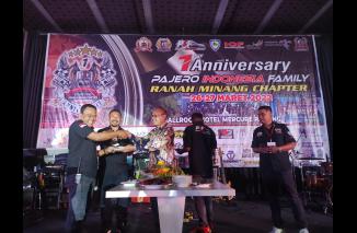 PIF Chapter Ranah Minang heboh di Mercure Hotel Padang, Sabtu 26 Maret 2022 malam. (dok/sis) 