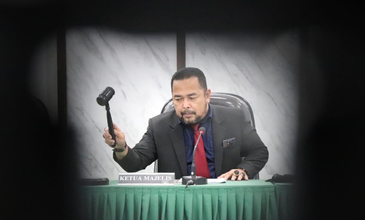 LAI versus Pelindo, Majelis Komisioner putuskan memerima permohonan sebagian, Jumat 22 April 2022. (gusrik) 