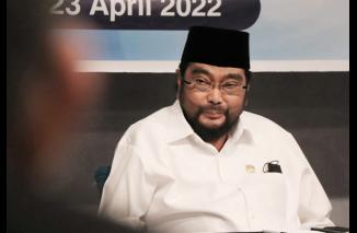 Hj Leonardy tekankan pengawasan harga Sembako peran pemerintah untuk stabilkan harga, diskusi JPS, Sabtu 23 April 2022. (gusrik) Sari Lenggogeni pemerintah harus pastikan destinasi no palak dan no pakuak, Diskusi JPS 23 April 2022 di Hotel Mercure Padang.
