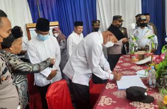 Mahyeldi tinjau Pospam dan Poskes sapa pemudik yang lagi istirahat di Posko, Selasa 3 Mei 2022. (dok) 