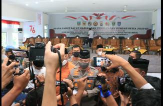 Kapolda Sumbar Irjen Pol Teddy Minahasa pastikan seluruh NII di Sumbar sudah sunpah setia kembali ke NKRI. Kamis 12 Mei 2022. (dok/ck) 