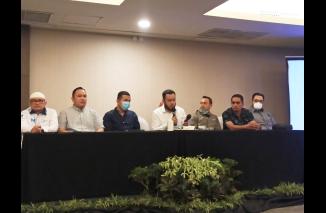 Fadly Amran pimpin pers conference OC Munas VI Gebu Minang, pastoka  Padang siap tuan rumah Munas 25-27 Mei, Rabu 18 Mei 2022. (dok) 