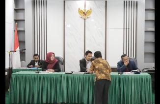 Dua sidang tandai sidang sengketa informasi publik pasca libur lebaran di KI Sumbar, Kamis 19 Mei 2022. (gusrik) 