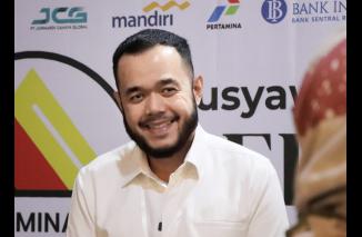 Panasss, perebutan kursi Ketum Gebu Minang, Fadly Amran pun masuk bursa Caketum siap berkontestasi di Munas VII denhan Osman Sapta, Marwan Paris dan banyak tokoh Gebu Minang lainnya, Rabu 25 Mei 2022. (dok/gusrik) 