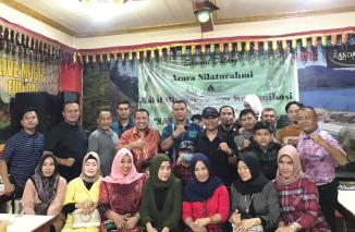 Nan Jauah Dipadakek, Nan Lungga Diparej tema Halal Bihalal FKPS di Rawamangun Jakarta, 4 Juni 2022. (rdi) 