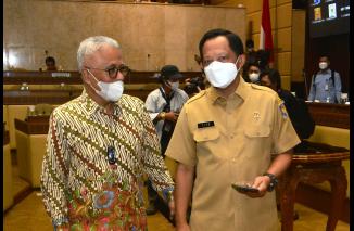 Guspardi bersama Mendagri, dukung Pj diusulkan DPRD. (fj) 