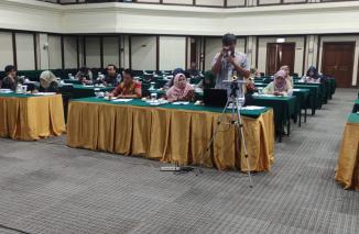 Suasana Rakor PPID Utama se Sumbar di Novotel Bukittinggi alot dengan narasumber Komisioner KI Sumbar Adrian Tuswnadi, Kamis 30 Juni 2022. (dok) 