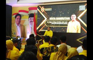 Airlangga  Hartanto Capres 2024 bergema di Rakerda Partai Golkar Kota Padang, Sabtu 2 Juli 2022. (dok) 