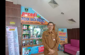 Raflis sebut ada Pocadi, pojok baca digital kini ada di DPRD Sumbar, Selasa 5 Juli 2022. (cok) 