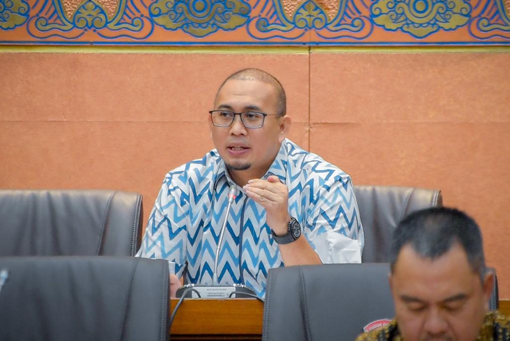 Andre Rosiade dikenal vokal soal bicara kinerja dengan mitra di Komisi VI DPR RI, ternyata tamatan SMA, Negeri 2 Padang, Andrr harap MUBES Alumni perkokoh silatarahmi, Kamis 11/8-2022. (dok) 