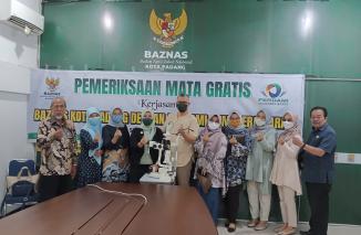 Baznas Kota Padang bersama Pardemi gelar aksi kemanusiaan, Sabtu 27 Agustus 2022. (zir) 