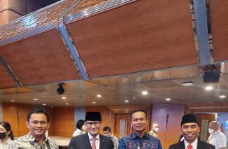 Marhen dilantik jadir Direktur di Kemenparekraf RI, simak pesan Sandiaga Uno kepada Genius Umat, Senin 5 September 2022. (dri) 