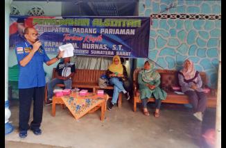 HM Nurnas. kembali serahkan Alsintan ke kelompok tani senilai Rp 2,2 miliar lebih, Sabtu 10 September 2022 di Pilubang Padang Pariaman. (cop) 
