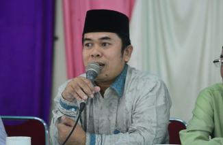 Sekum KBIH Masjid Agung Nurul Iman Ust H Mulyadi Muslim umumkan pembukaan Manasik Haji untuk musim haji 2023, Senin 26 September 2022. (dok) Penyambutan tamu Allah setelah selesai ibadah haji digelar KBIH Masjid Agung Nurul Iman. (dok) 