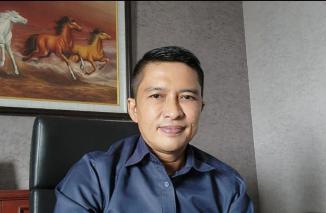 H Ekos Albar dapatvtiket Caleg DPR RI untuk Dapil Sumbar 2 dari PAN. "Saya kader apapun perintah partai wajib dilaksanakan, " Selasa 20/9-2022. (dok) 