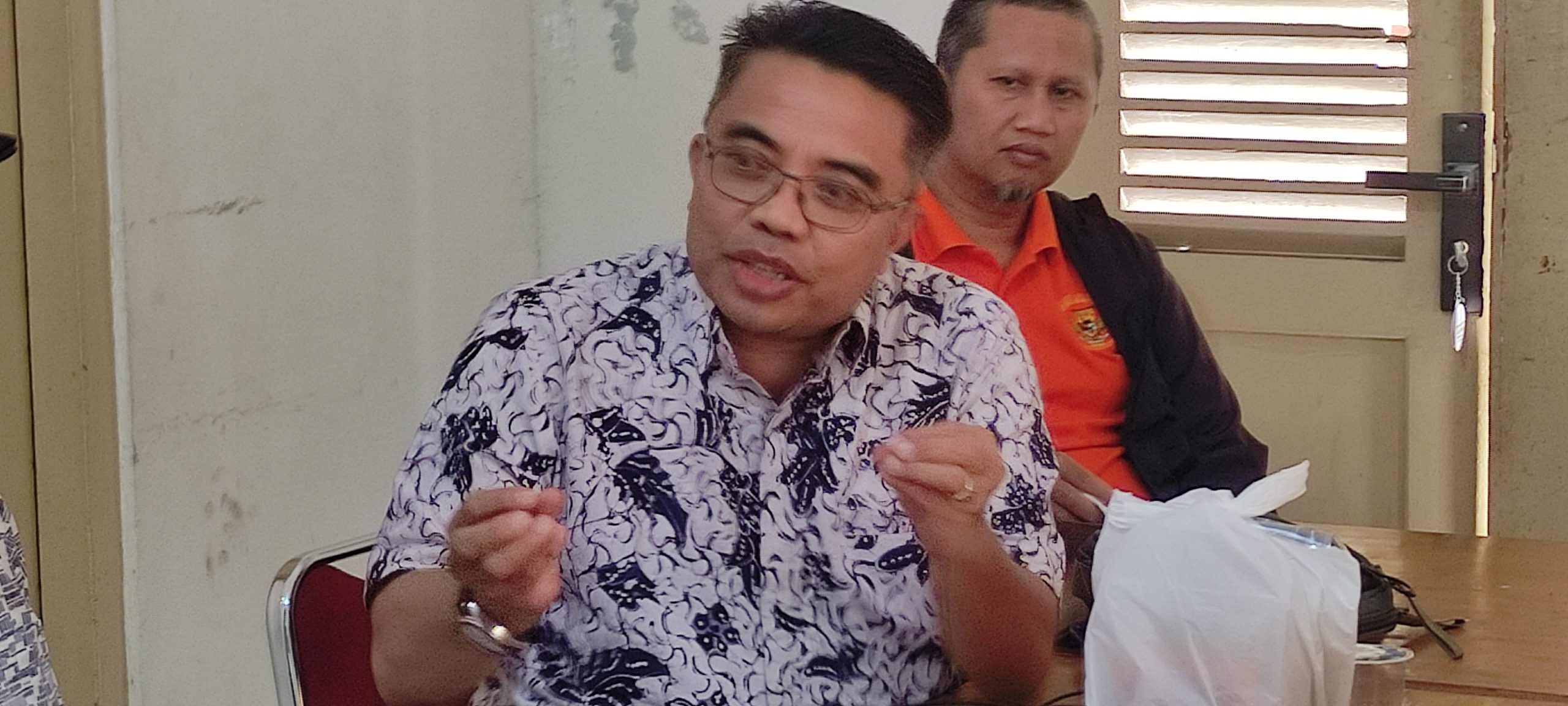 Waketum DPP IKA UNAND deadlije Ketum 1x24 jam jelaskan soal Sekretariat diambilalih UNAND, Rabu 5 Oktober 2022. (dri) 