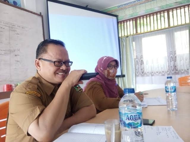 Nizam pastikan soal. PHK PT Aqua sudah beres diselesaikan lewat mekanisme Tripartit, Rabu 16/11-2022. (sis) 