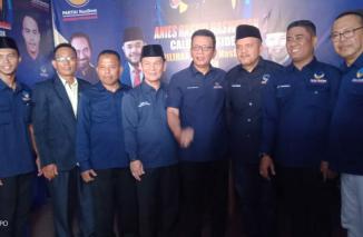 NasDem terus gasspool, harus hadir di tengah masyarakat,  pean Musmaizer Dt Gamuak saat resmikan Kantor DPC NasDem Lubuk Kilangan, Minggu 27 November 2022. (dok) 