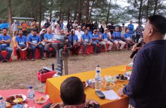 Kadis Kelautan dan Perikanan Kabupaten Padang Pariaman Khairul Nizam sebut soal  bantu petani dan nelayan HM Nurnas luar biasa, Sabtu 12 November 2022. (dok) 