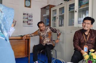 "Perbedaan Pelayanan Publik dan Informasi Publik" Kata Ketua KI Sumbar
