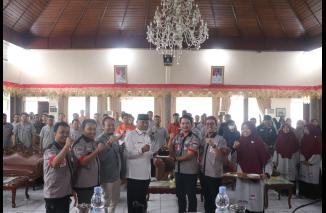 Gubernur Sumbar Mahyeldi ingatkan Gema Keadilab se Sumbar tidak terpecah belah, Minggu 25/12-2022 di Kota Bukittinggi. (dok) 