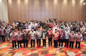Meriah, ajang perdana Baznas Award Sumbar, Rabu 28 Desember 2022 di Hotel Primiere Grand Zuri Kota Padang. (grp) 