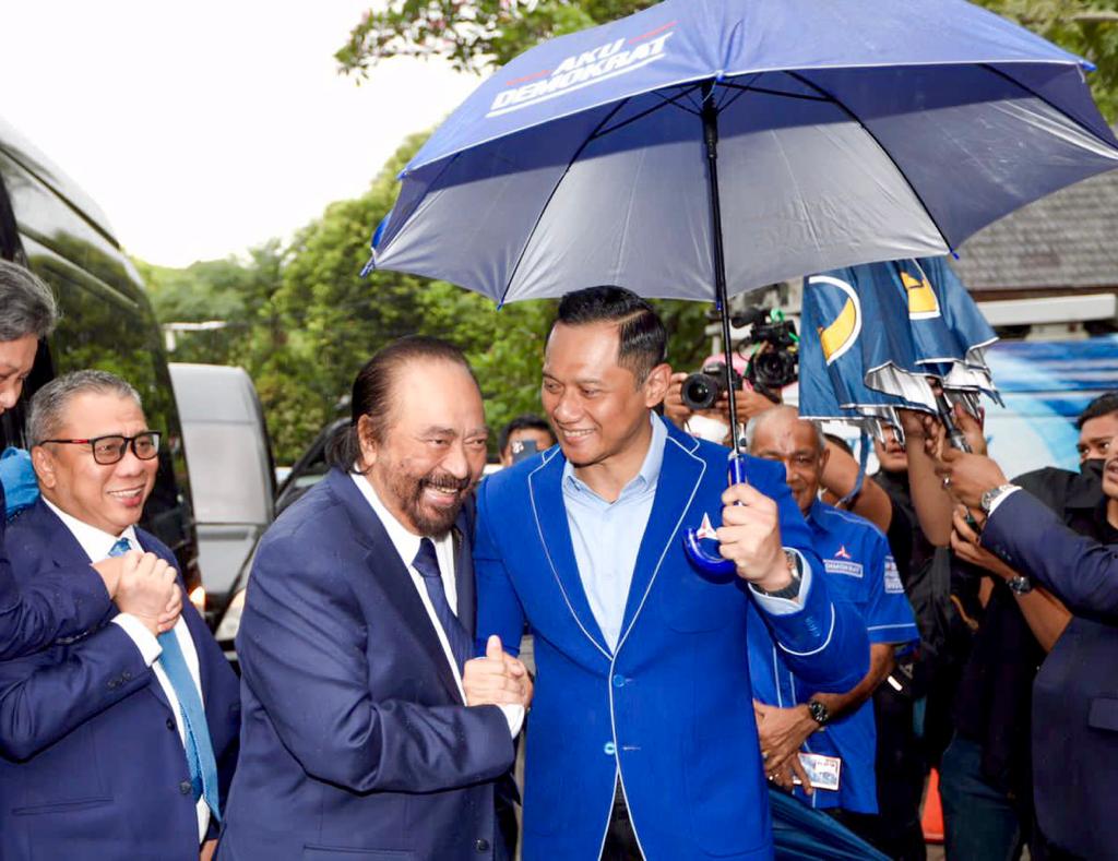 Sikapi soal Proporsional Terbuka atau Tertutup, Surya Paloh temui AHY di FPP Partai Demokrat, Rabu 22/2-2203.(bakomstra)