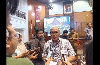 Jawab kegaduhan soal. BIM, DPRD gelar hearing  Supardi: Insya Allah BIM tetap Internasional, Selasa 21 Februari 2023. (ck) 