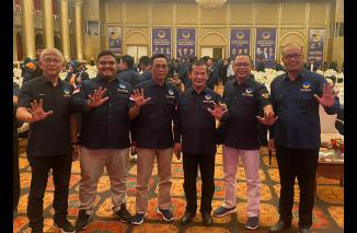 Skuad Partai NasDem Padang hadiri konsolidasi pendalamam Bacaleg Pemilu 2024 di Batam, Kepri, Rabu 23/2-2024. (jk) 