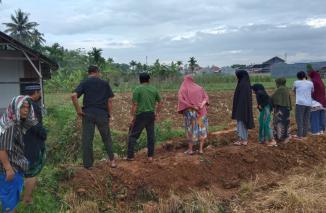 Proyek irigasi ancam satu komplek kebanjiran, mengadu ke Gubernur Sumbar, Kamis 9/3-2023. (ndo) 